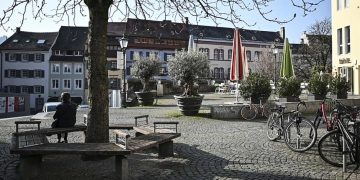 Germania impune o interdicție privind contactul între mai mult de două persoane