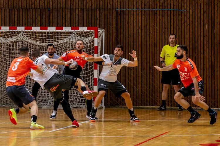 Handbal masculin: CS Minaur a pierdut cu Dinamo