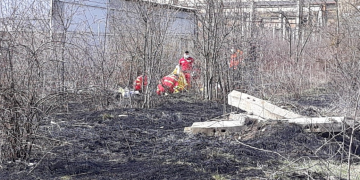 Incendiu de vegetație: Salvatorii au găsit un bărbat MORT