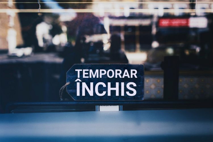 Trei centre Caritas din Maramureş se închid temporar