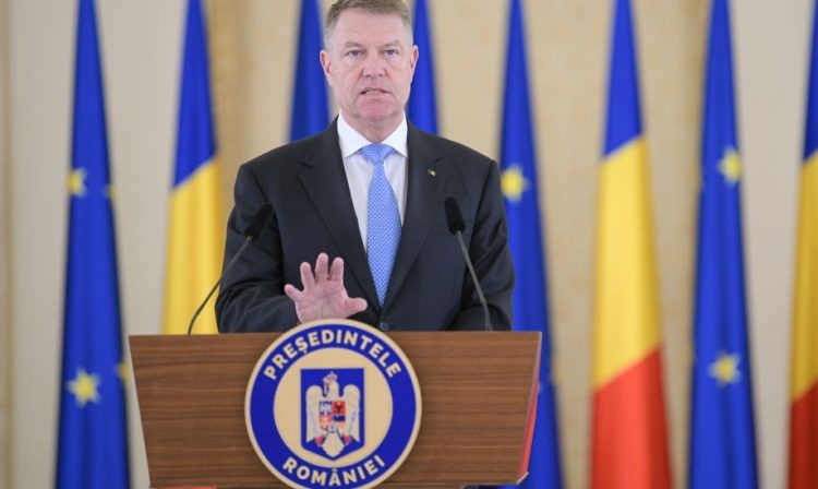 Mesajul lui Klaus Iohannis adresat românilor din Diaspora: „Să nu vină în acest an acasă de sărbători!”