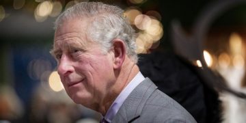 Prințul Charles a fost diagnosticat pozitiv cu noul coronavirus