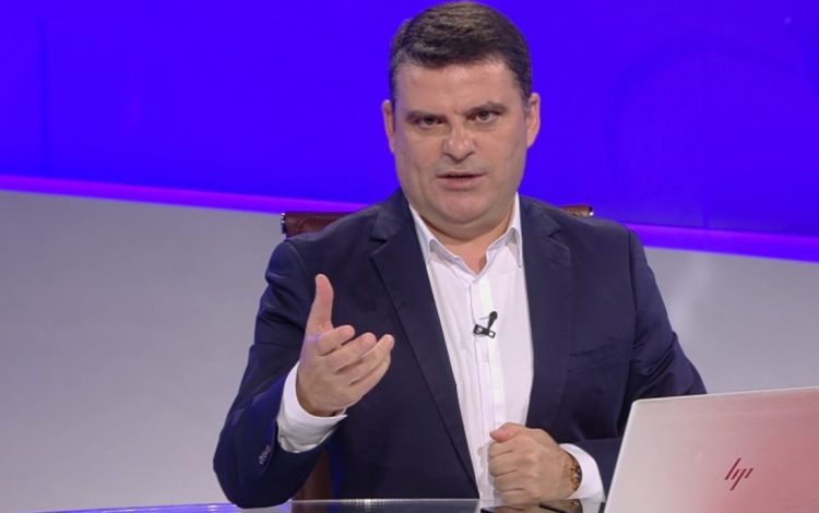 Radu Tudor: Treziți-vă, domnilor Iohannis, Orban și Costache!