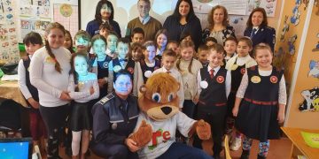 Poliţiştii maramureşeni, împreună cu Tedi, la Sighetu Marmaţiei, în „Şcoala siguranţei Tedi”