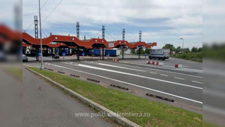 Autocar cu români din Italia, oprit la Oradea