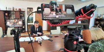 Gabriel Zetea: ”Recomandăm evitarea ședințelor și întâlnirilor la care participă grupuri mari de persoane”