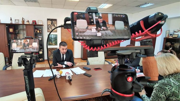 Gabriel Zetea: ”Recomandăm evitarea ședințelor și întâlnirilor la care participă grupuri mari de persoane”