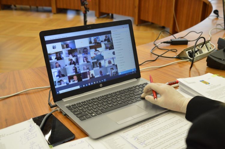 Șapte proiecte de hotărâre aprobate în ședința ordinară a Consiliului Județean Maramureș din luna aprilie