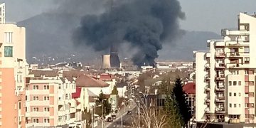Incendiu de proporții pe Strada Electrolizei – FOTO