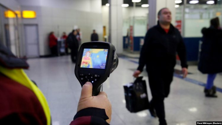 Guvernul cumpără scannere termice cu livrare în 80 de zile și Primăria Sector 1 măști chirurgicale cu 5 lei bucata