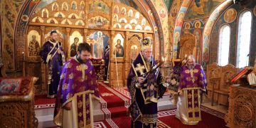 Sfânta Liturghie din Joia Mare în Paraclisul Episcopal din Centrul Eparhial din Baia Mare