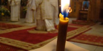 Acord între MAI şi Patriarhie. Cum vor lua maramureșenii Lumina Sfântă