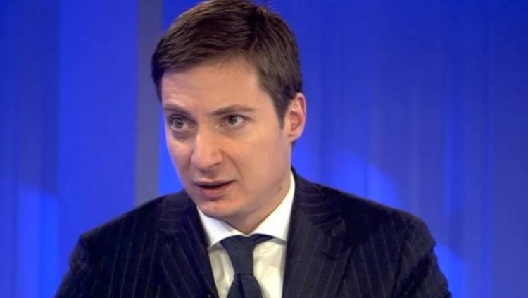 Andrei Caramitru: Toți pensionarii cu venituri peste 1200 de lei să fie obligați să plătească asigurări de sănătate