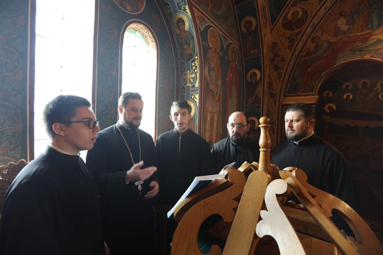 Ediţia a V-a a Concursului Eparhial de muzică bizantină „Ziua Învierii” se va desfășura exclusiv online