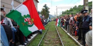Guvernul de la Budapesta trimite teste și echipamente de protecție pentru maghiarii din Transilvania