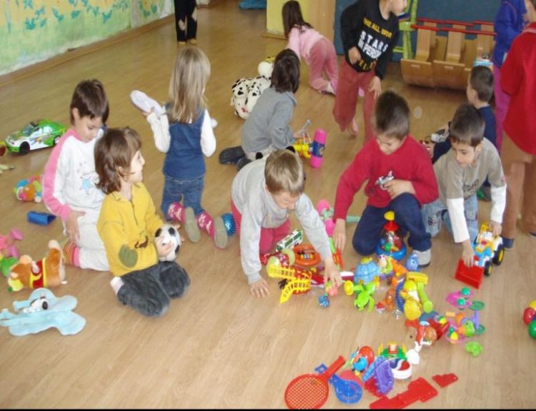 Înscrierile la clasa pregătitoare și grădiniță se vor putea face online în 2020