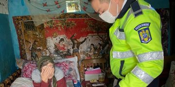 O bătrână de 73 de ani din județul Vaslui a sunat la 112 pentru că îi era foame