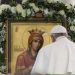 Papa Francisc ne îndeamnă să ne rugăm Sfintei Fecioare Maria, împreună cu familia