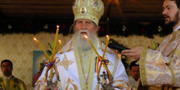 ÎPS Pimen, arhiepiscopul Sucevei și Rădăuților, confirmat cu COVID-19, a fost dus cu elicopterul la Matei Balș