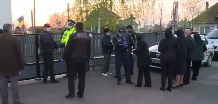 Preotul bisericii ortodoxe din  Recea a fost sancţionat cu suma de 20.000 de lei