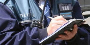 Primar amendat cu 10.000 de lei după ce a ieşit cu bicicleta în parc