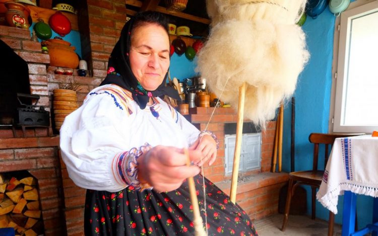 „Vorbe de încurajare și de leac de aici, din Maramureșul tradițional”. Un proiect marca CJCPCT „Liviu Borlan”