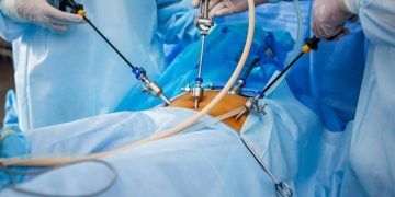 O nouă premieră medicală: Intervenții minim-invazive sub o singură anestezie la Spitalul Județean de Urgență din Baia Mare