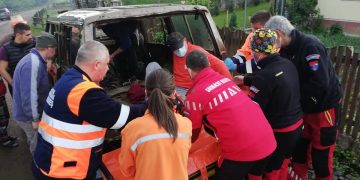 Bărbat rănit la cules de ciuperci. Salvamontiștii maramureșeni au intervenit de urgență – FOTO