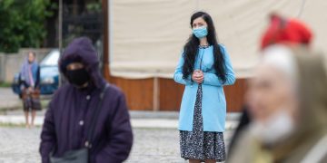 Imagini cutremurătoare: Cum arată o slujbă religioasă după încetarea stării de urgență