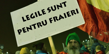 Fraierii și legea: Dovezi de prostie, acte de inconștiență. Totul în România