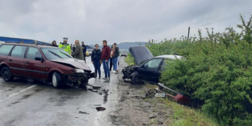 Grav accident frontal la ieșirea din Târgu Lăpuș spre Baia Mare