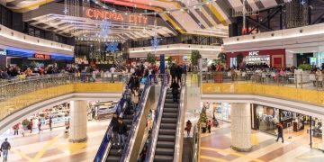 Arafat spune că mall-urile cel mai probabil nu vor fi redeschise după 15 mai