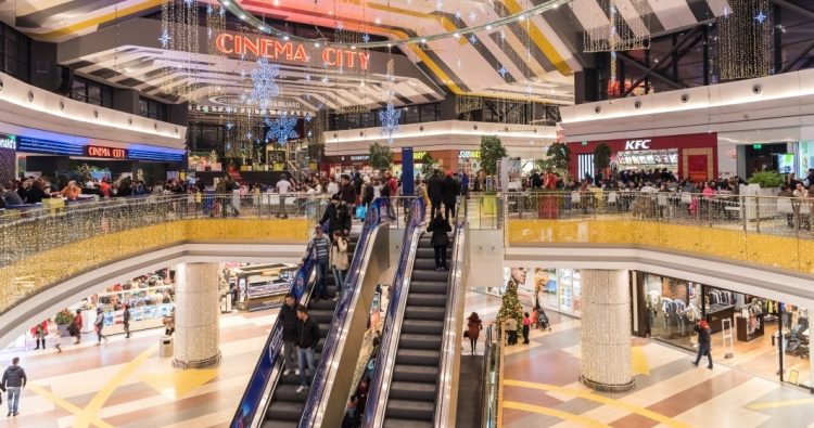 Arafat spune că mall-urile cel mai probabil nu vor fi redeschise după 15 mai