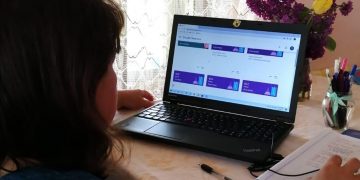 SLI Maramureş consideră nefondate acuzaţiile aduse dascălilor care nu fac şcoală online