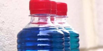 Încă doi români au murit după ce au băut din spirtul contrafăcut care a ucis deja zece oameni la Iași