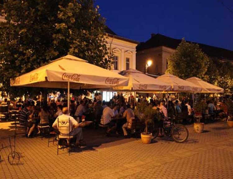 După 1 iunie nu va mai fi nevoie de declarație pentru a ieși din localitate, vor fi deschise terasele și plajele