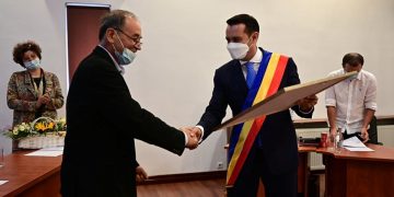 Petre Mitru, distins cu titlul de cetățean de onoare al municipiului Baia Mare
