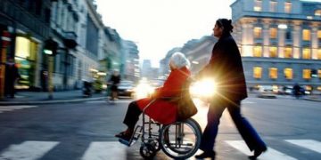 Sugestii utile „badantelor” din Italia care își încep activitatea la un nou loc de muncă