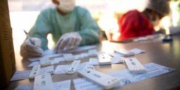 Pandemia revine în forță în România. Astăzi s-a înregistrat cel mai mare număr din ultima lună