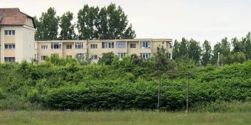 Complexul „Lascăr Pană” lăsat în paragină de PNL+USR