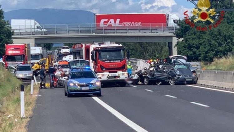 Ce spune românul care și-a pierdut doi copii și părinții în accidentul din Italia. Câte ore a condus continuu