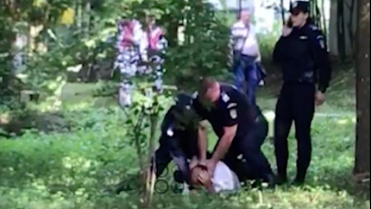 Cazul Floyd de România. Niciun vinovat, la 10 luni de la decesul bărbatului din Vatra Dornei ținut la pământ de jandarmi