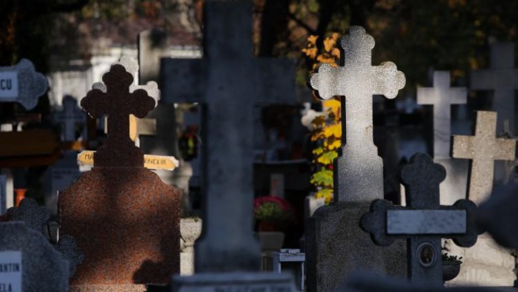 Se întâmplă în România. Morți încurcați la morgă. O familie a înmormântat un necunoscut