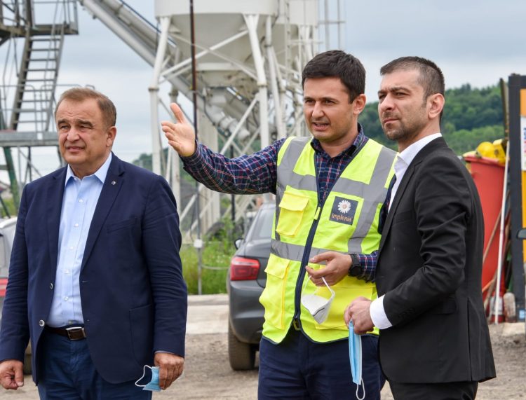 Primii 40 de kilometri din ”Drumul Nordului” vor fi asfaltați până la finalul anului 2020