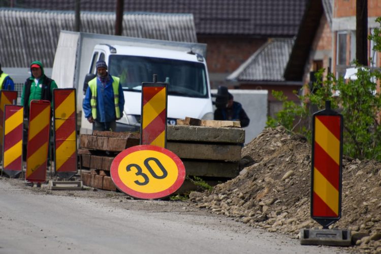 Reabilitarea DJ 186 Valea Izei străbate orașul Săliștea de Sus pe o distanță de 7 kilometri