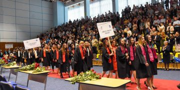 Serbările de sfârșit de an în curtea școlii, interzise