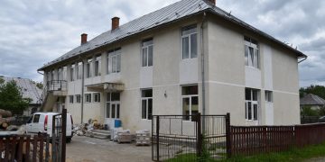 Grădinița și școala primară din Ieud se reabilitează cu sumele de cofinanțare alocate de CJ Maramureș