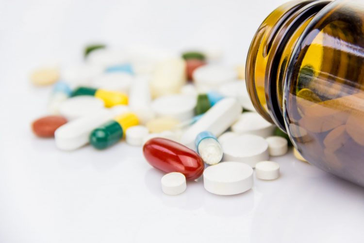 MAE: Japonia a donat României medicamente pentru un test legat de tratamentul contra COVID-19