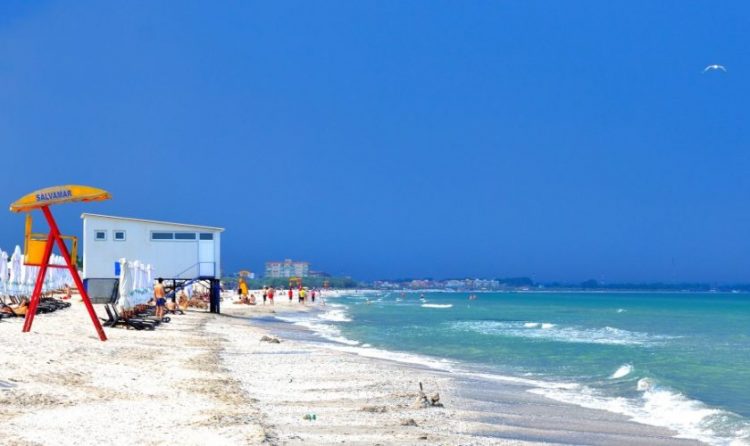 Sejur pe litoralul românesc mai scump decât în Tenerife!