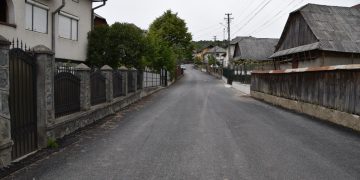 Alte șapte străzi asfaltate în Săliștea de Sus, cu fonduri de la Consiliul Județean și din bugetul local